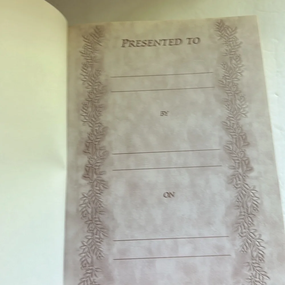 Inspirational Study Bible - Picture 3 of 9